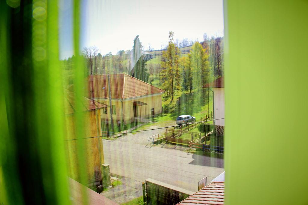 Vila Dravce Exterior foto